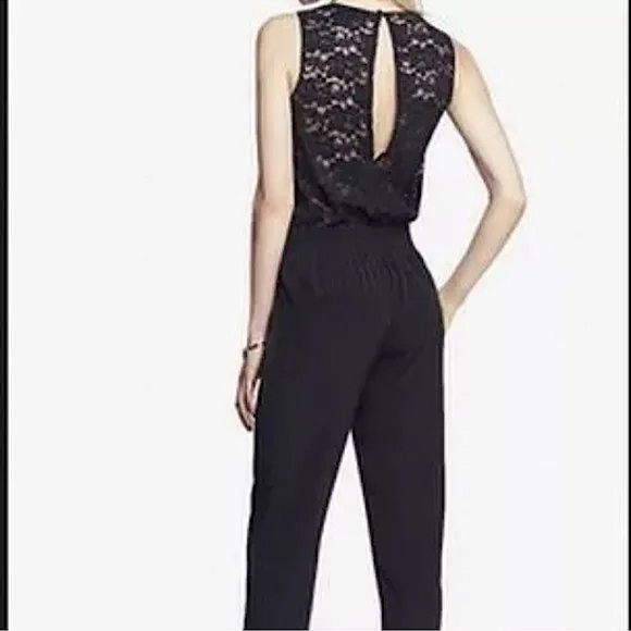 🆕 EXPRESS Lace Top Jumpsuit SIZE 0 - Picture 2 of 11